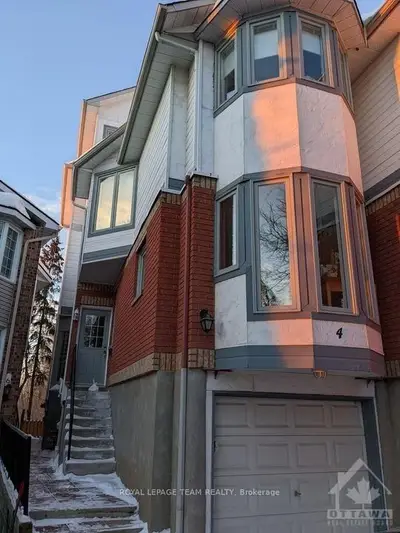 2949 Richmond Road 4, Britannia Heights - Queensway Terrace N and Area, ON K2B 6S6