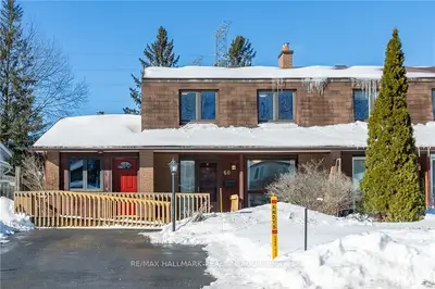60 DOWNSVIEW Crescent, Tanglewood - Grenfell Glen - Pineglen, ON K2G 0A5