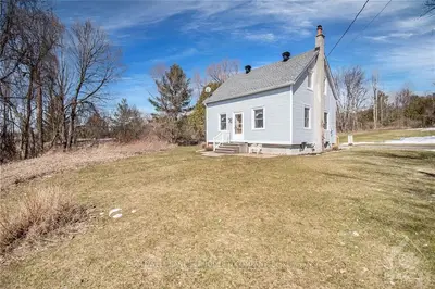 2592 FIFTH LINE Road, Kanata, ON K0A 1T0