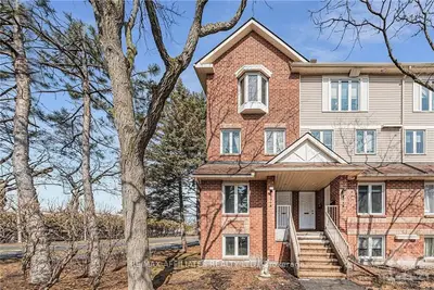 6716 JEANNE D'ARC Boulevard N A, Orleans - Convent Glen and Area, ON K1C 6E9