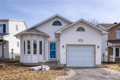 1211 WHITEROCK Street, Cyrville - Carson Grove - Pineview, ON K1J 1A7
