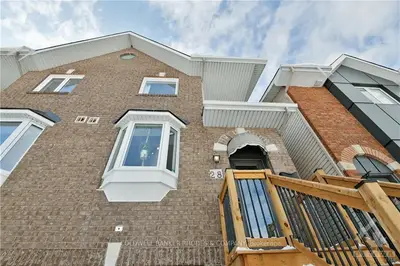 28 HINTONBURG Place, West Centre Town, ON K1Y 4W6