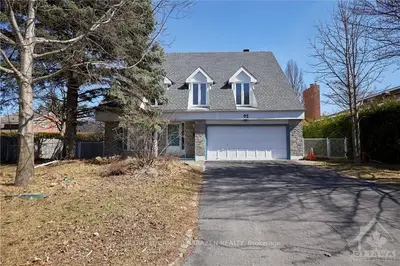 92 LILLICO Drive, Hunt Club - Windsor Park Village and Area, ON K1V 9L8