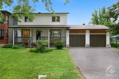 16 ST CLAIRE Avenue, Meadowlands - Crestview and Area, ON K2G 1Z9