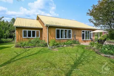 32 WILLS Road, Rideau Lakes, ON K7A 5B8