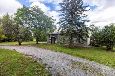 440 RAMSAY CONCESSION 8 Road, Mississippi Mills, ON K7C 3P1