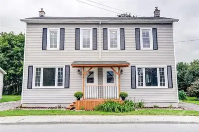 484-486 GLADSTONE Street, North Dundas, ON K0C 2K0