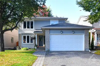 1936 HEATHERWOOD Drive, Orleans - Convent Glen and Area, ON K1W 1C3