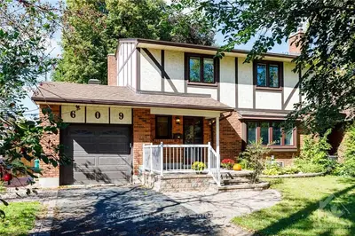 609 FIELDING Drive, Billings Bridge - Riverside Park and Area, ON K1V 7G7