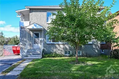 2486 KALADAR Avenue, Billings Bridge - Riverside Park and Area, ON K1V 8C2