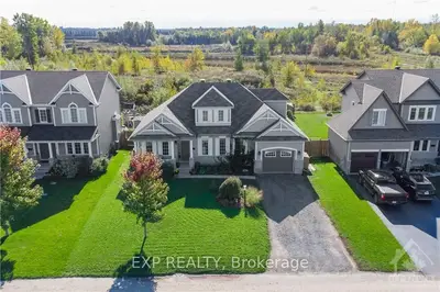 6547 WATERDOWN Street, Greely - Metcalfe - Osgoode - Vernon and Area, ON K4P 0E7
