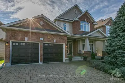 22 HARRY DOUGLAS Drive, Stittsville - Munster - Richmond, ON K2S 1Z2