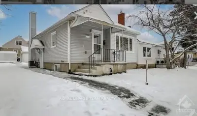 311 RICHARD Circle A, Vanier and Kingsview Park, ON K1L 6W1
