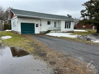 133 CENTENAIRE Street, Russell, ON K0A 1W0