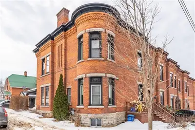 200 ESTHER Street, Pembroke, ON K8A 3C3