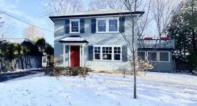 132 SIR GUY CARLETON Street, Rockcliffe Park, ON K1M 0G7