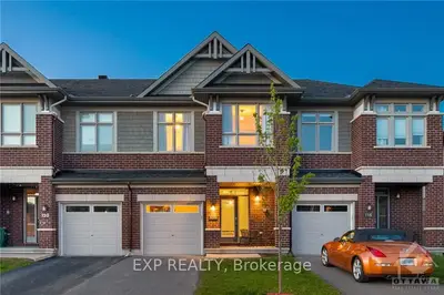118 LARIMAR Circle, Blossom Park - Airport and Area, ON K1X 0B6
