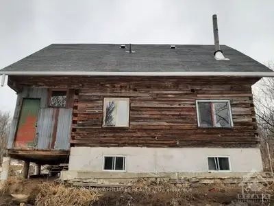 8220 HIGHWAY 511 Road, Lanark Highlands, ON K0G 1K0