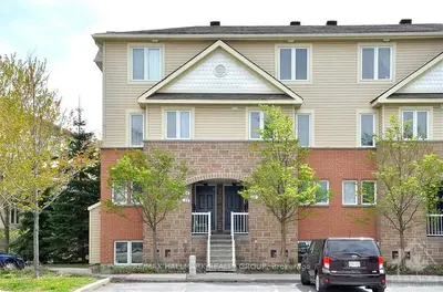 20 STRATHAVEN, Cyrville - Carson Grove - Pineview, ON K1J 1K7
