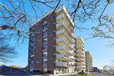1190 RICHMOND Road 804, Woodroffe, ON K2B 8J3
