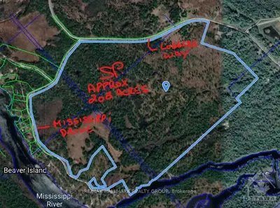 251 Mississippi Drive, Carp - Dunrobin - Huntley - Fitzroy And Area, On K7s 3g4