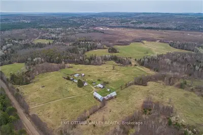 725 PEPLINSKI HOMESTEAD Road, Madawaska Valley, ON K0J 1B0