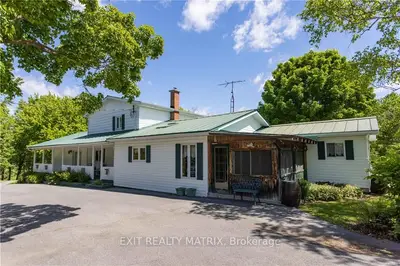 22022 GLEN ROBERTSON Road, North Glengarry, ON K0B 1H0