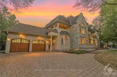 118 WILLINGDON Road, Rockcliffe Park, ON K1M 2G1