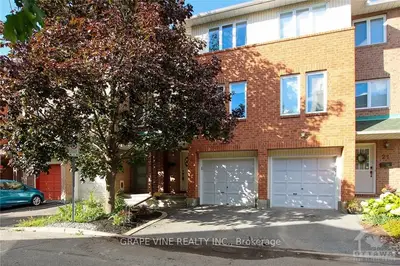 23 DRAYTON, Manor Park - Cardinal Glen and Area, ON K1K 4R1