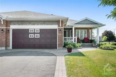 4183 GREEN GABLES Lane, Blossom Park - Airport and Area, ON K1V 2G1
