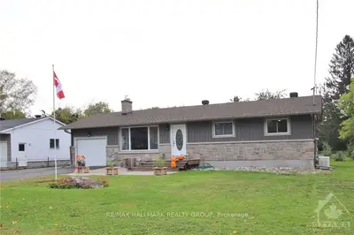 140 BURKE Street, Stittsville - Munster - Richmond, ON K0A 2Z0