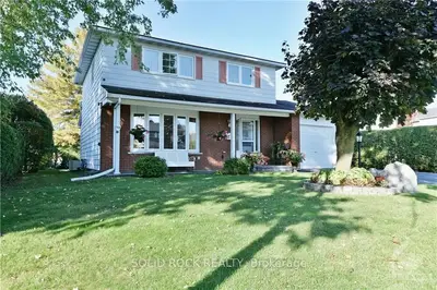 1508 APPLETON Drive, Cyrville - Carson Grove - Pineview, ON K1B 3X7