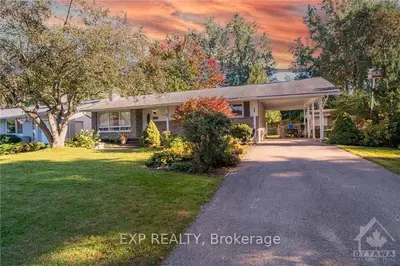 44 KIRKSTALL Avenue, South of Baseline to Knoxdale, ON K2G 3M5