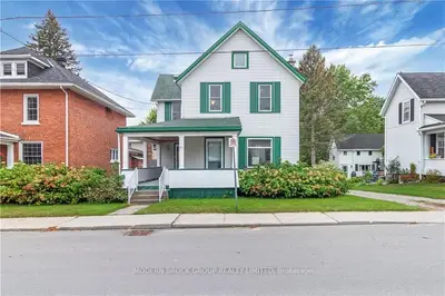 60 BEECHER Street, Brockville, ON K6V 5M3