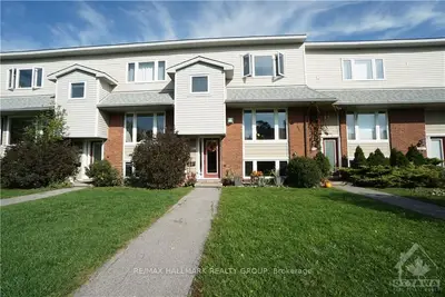 257 MONTEREY Drive, South of Baseline to Knoxdale, ON K2H 7B1