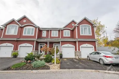 52 EVELYN POWERS, Stittsville - Munster - Richmond, ON K2S 0E1