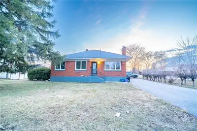 610 ALESTHER Street B, Overbrook - Castleheights and Area, ON K1K 1J2