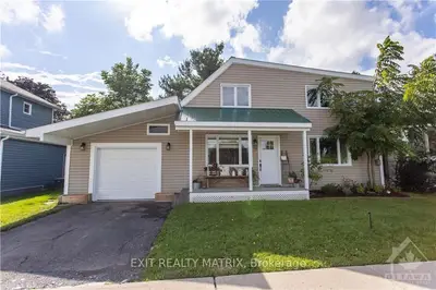 13 ST JEAN BAPTISTE Street, Russell, ON K0A 1W0