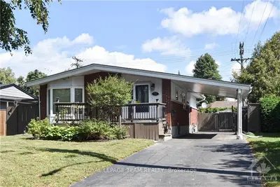 2229 CARNEGIE Street, Elmvale Acres and Area, ON K1G 2V4