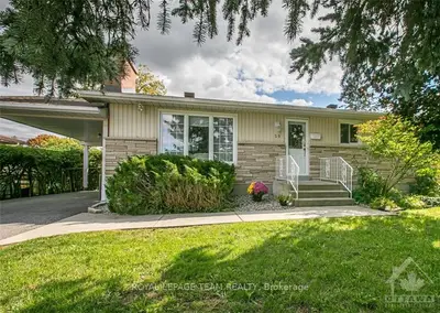 20 OAKVIEW Avenue, Meadowlands - Crestview and Area, ON K2G 3A1