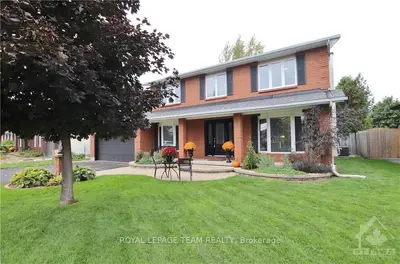 9 JAMES LEWIS Avenue, Stittsville - Munster - Richmond, ON K2S 1K2