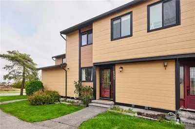 6997 BILBERRY Drive, Orleans - Convent Glen and Area, ON K1C 2C2