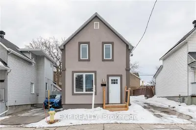 327 MONTFORT Street, Vanier and Kingsview Park, ON K1L 5N5