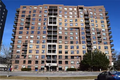 215 PARKDALE Avenue 1406, West Centre Town, ON K1Y 4T8