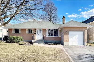 52 EPWORTH Avenue, Meadowlands - Crestview and Area, ON K2G 2L7