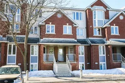 11 BRISTON, Hunt Club - South Keys and Area, ON K1G 5R5