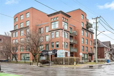 344 WAVERLEY Street 402, Ottawa Centre, ON K2P 0W5