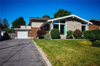 1544 MAXIME Street, Cyrville - Carson Grove - Pineview, ON K1B 3L1
