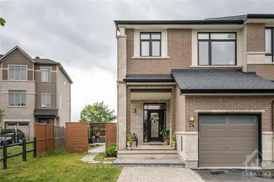 74 NUTTING Crescent, Blossom Park - Airport and Area, ON K4M 0C3