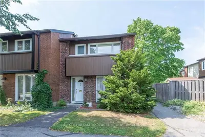 1900 MARQUIS Avenue 17, Beacon Hill North - South and Area, ON K1J 8J2